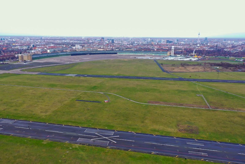 Tempelhofer Feld